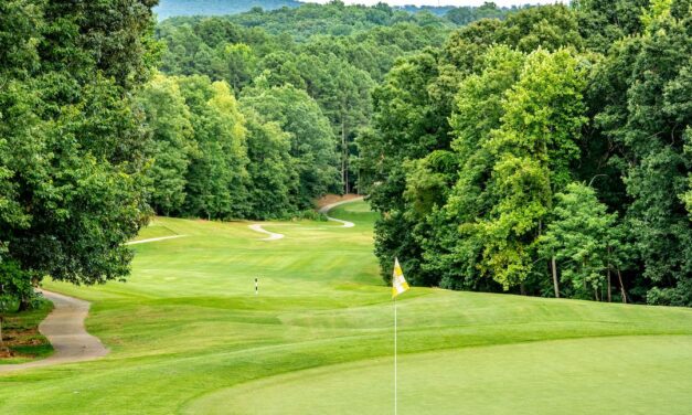 Cherokee Valley’s Fall Golf Packages